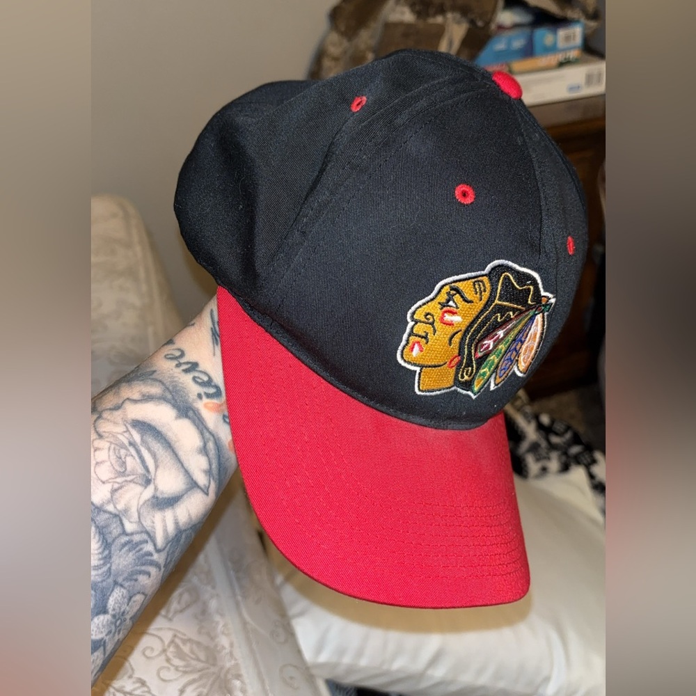 Chicago Blackhawks G.C.C. NHL Vintage adjustable back hat